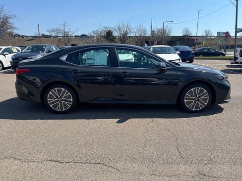 New 2026 Toyota Camry XLE AWD/4WD image 8