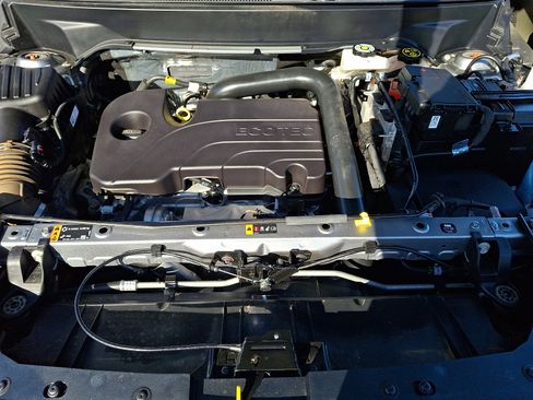 Certified 2023 GMC Terrain SLE w/ Driver Convenience Package image 27