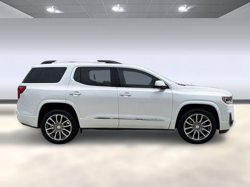 Certified 2023 GMC Acadia Denali w/ Denali Ultimate Package FWD image 8