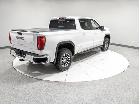Used 2022 GMC Sierra 1500 AT4 w/ AT4 Premium Package AWD/4WD image 36