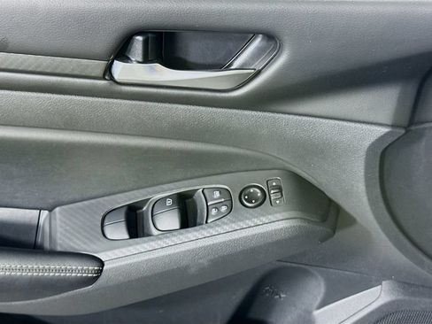 Certified 2025 Nissan Altima 2.5 SV w/ SV Special Edition Package FWD image 23