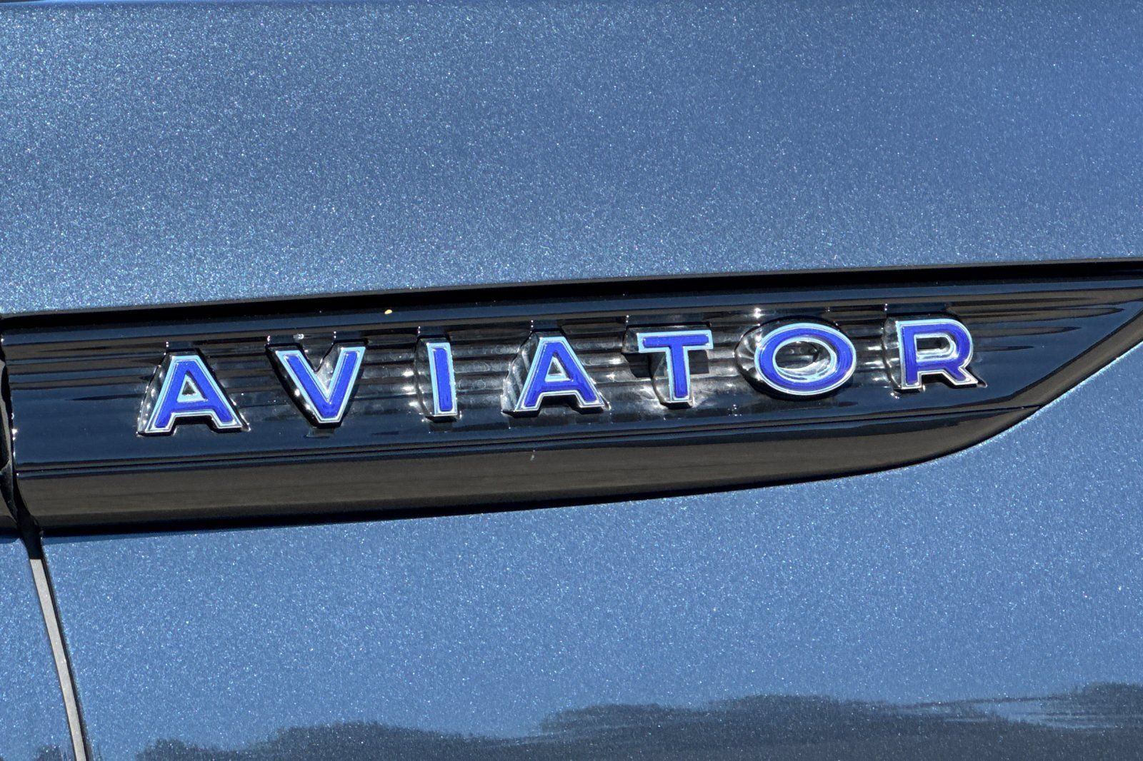 Used 2022 Lincoln Aviator Grand Touring w/ Equipment Group 301A AWD/4WD image 27