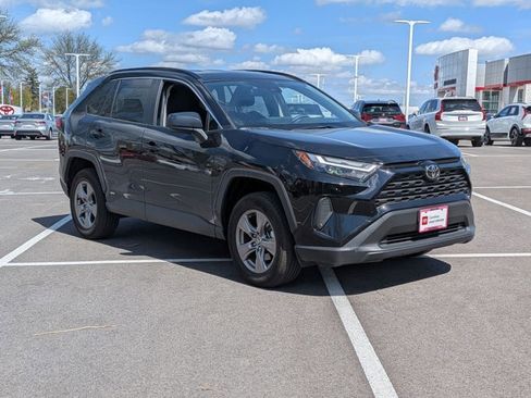 Used 2025 Toyota RAV4 LE image 3