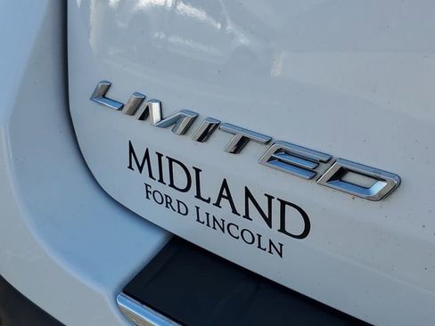 Certified 2023 Ford Explorer Limited w/ Limited Technology Package AWD/4WD image 8