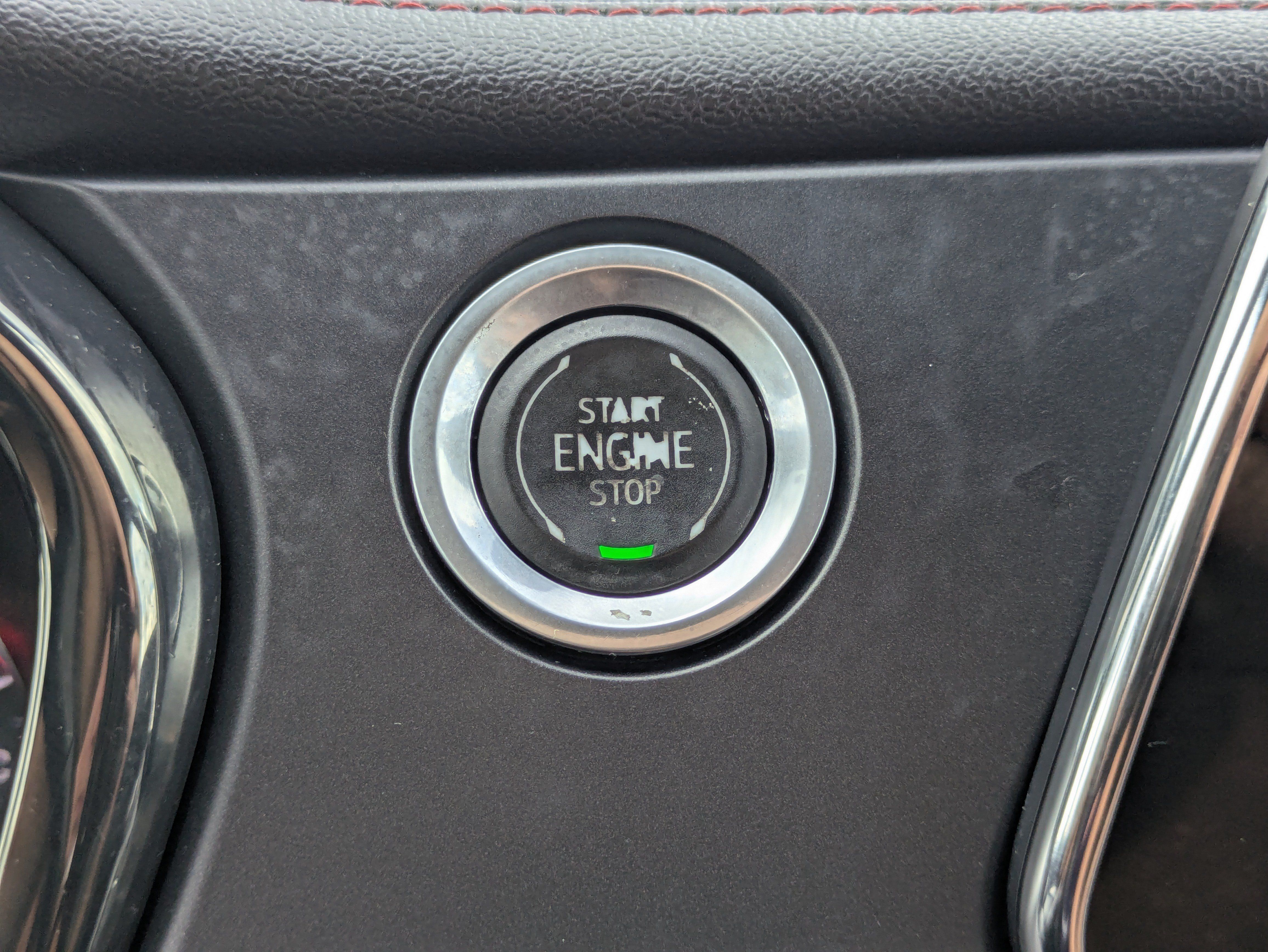 Used 2022 Chevrolet Blazer RS w/ Enhanced Convenience Package FWD image 31
