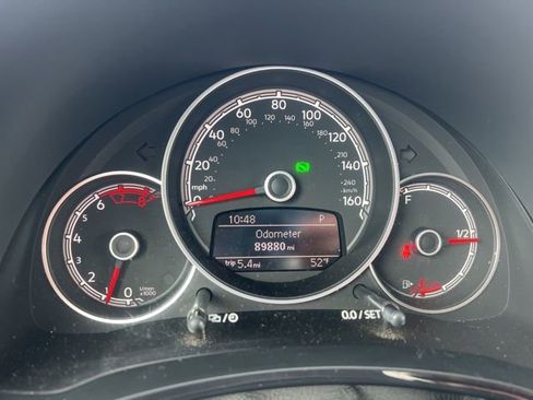 Used 2018 Volkswagen Beetle 2.0T S image 12