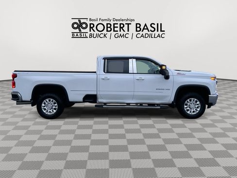 Used 2020 Chevrolet Silverado 2500 LT w/ All Star Edition AWD/4WD image 9