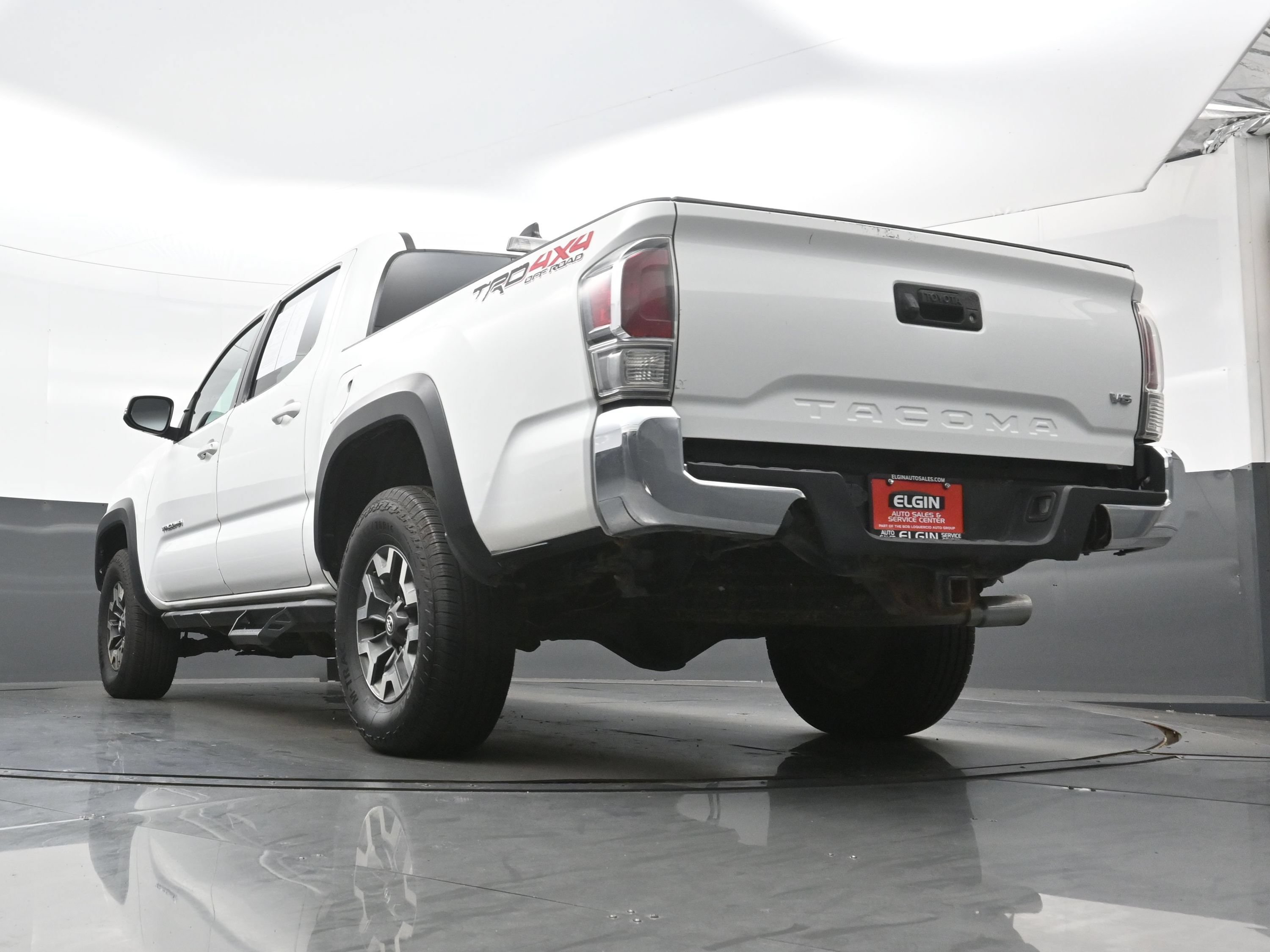 Used 2023 Toyota Tacoma TRD Off-Road AWD/4WD image 28
