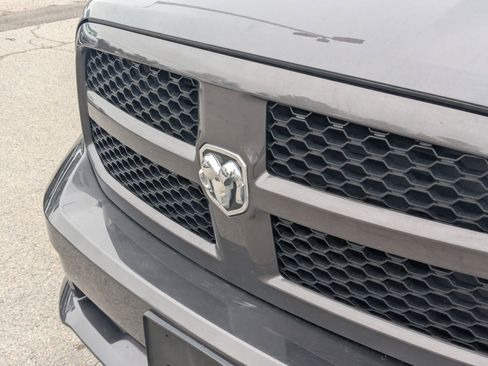 Used 2018 RAM 1500 Express image 12