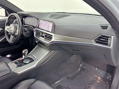 Used 2022 BMW M3 Competition image 15