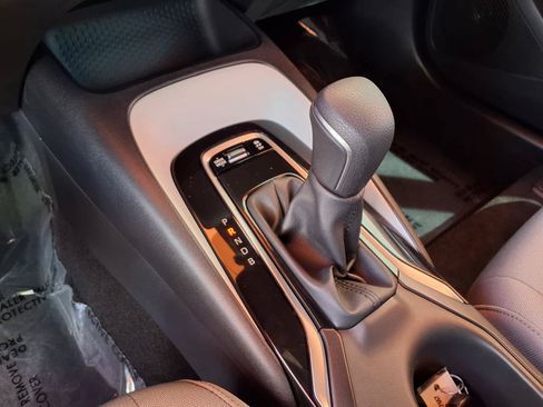Certified 2026 Toyota Corolla SE w/ Carpet Mat Package (TMS) FWD image 25
