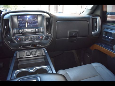 Used 2015 Chevrolet Silverado 2500 LTZ w/ Duramax Plus Package image 28