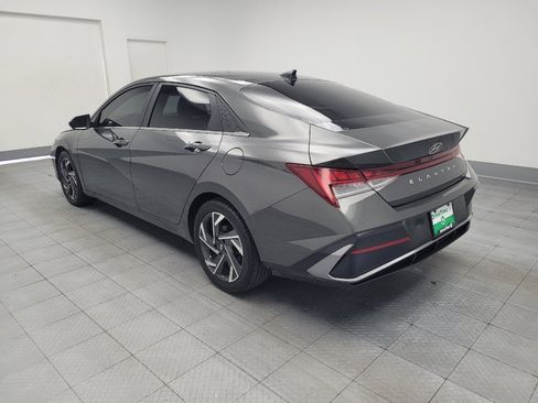Used 2024 Hyundai Elantra SEL w/ Convenience Package FWD image 5