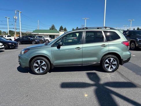 Used 2018 Subaru Forester 2.5i Premium AWD/4WD image 16