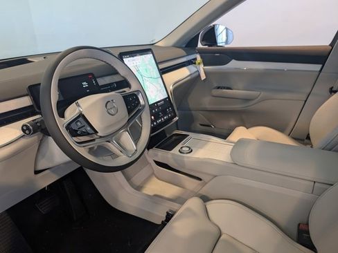 New 2025 Volvo EX90 Ultra image 11
