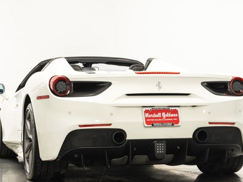Used 2017 Ferrari 488 Spider image 7