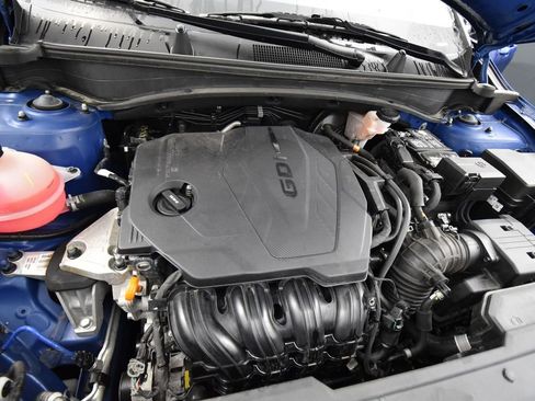 Certified 2023 Kia Sportage EX image 16