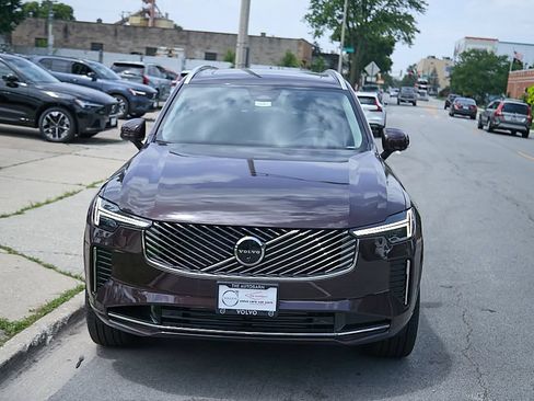 New 2026 Volvo XC90 T8 Plus w/ Protection Package AWD/4WD image 5