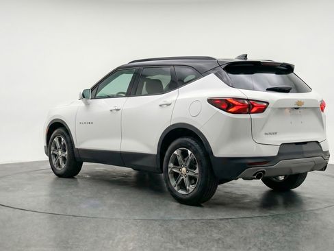 Used 2025 Chevrolet Blazer LT FWD image 6