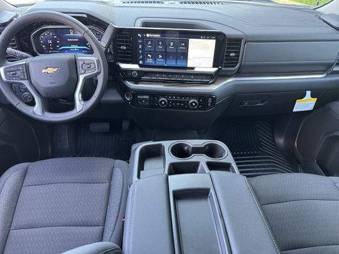 New 2026 Chevrolet Silverado 1500 LT w/ Z71 Off-Road Package AWD/4WD image 18