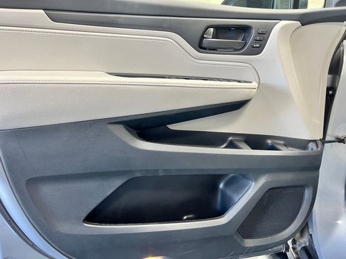 Used 2025 Honda Odyssey EX-L image 22