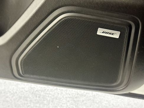 Used 2017 Porsche Macan Turbo AWD/4WD image 15