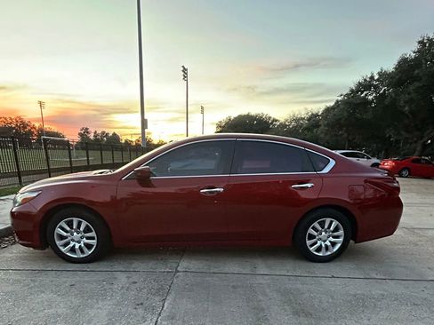 Used 2018 Nissan Altima 2.5 S w/ S Convenience Package image 5