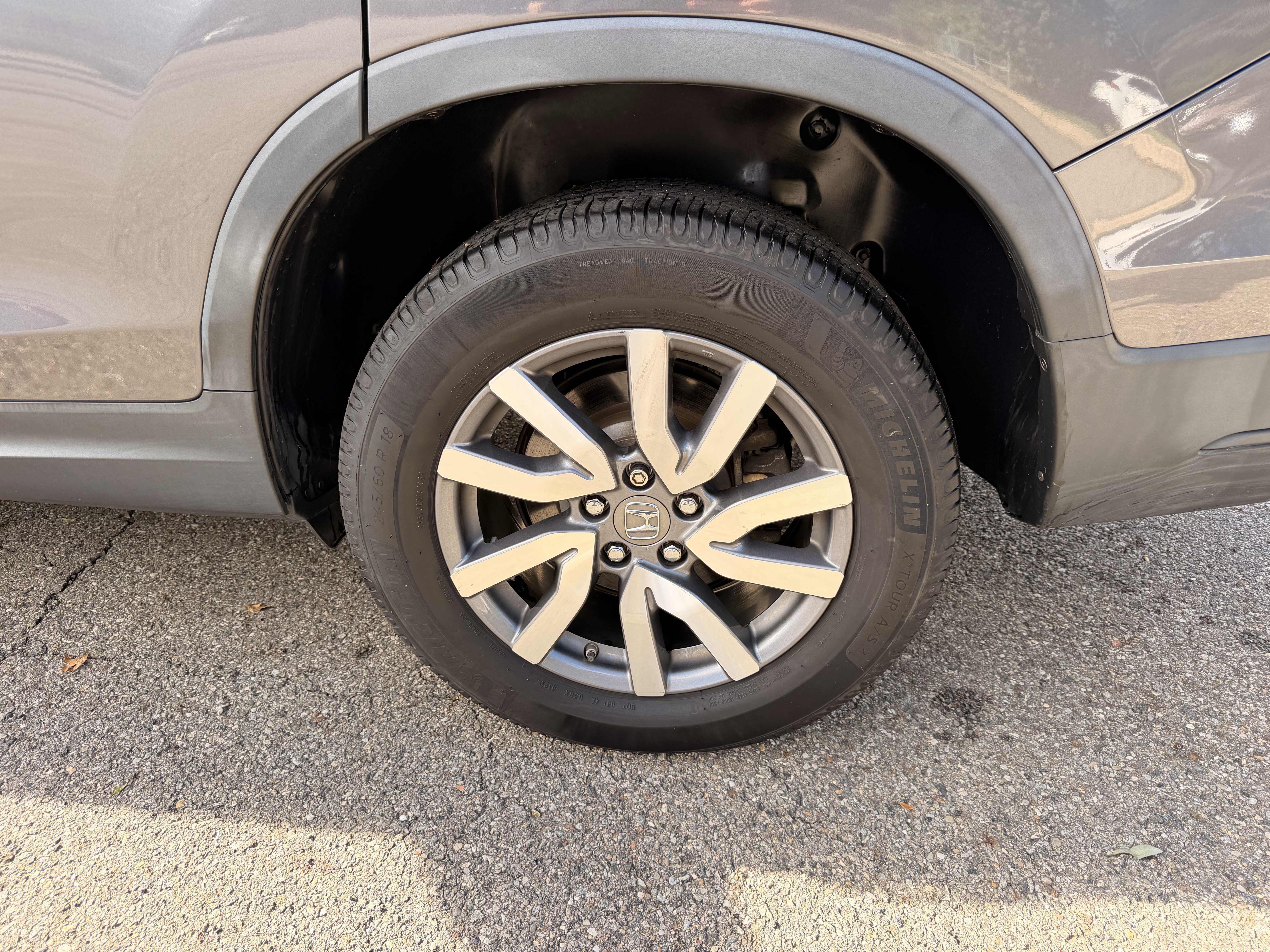 Used 2019 Honda Pilot EX image 9