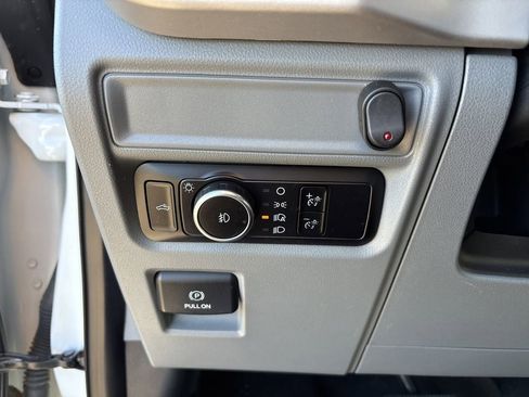 Used 2023 Ford F150 XLT w/ Trailer Tow Package image 13