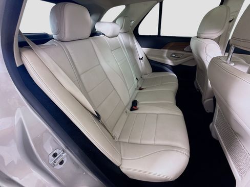 Used 2021 Mercedes-Benz GLE 350 w/ Premium Package image 27