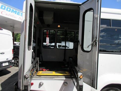 Used 2017 Ford E-350 and Econoline 350 Super Duty w/ Shuttle Bus Prep Package RWD image 23