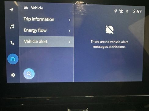 Used 2025 Toyota Corolla Cross AWD Hybrid image 33