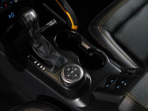 Used 2024 Ford Bronco Badlands image 70