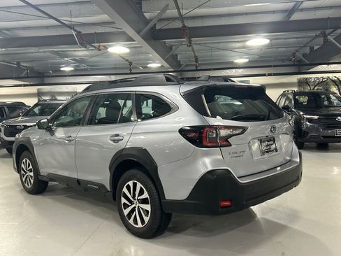 Certified 2023 Subaru Outback 2.5i image 4