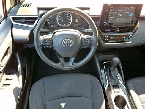 Used 2022 Toyota Corolla LE w/ LE Convenience Package FWD image 20