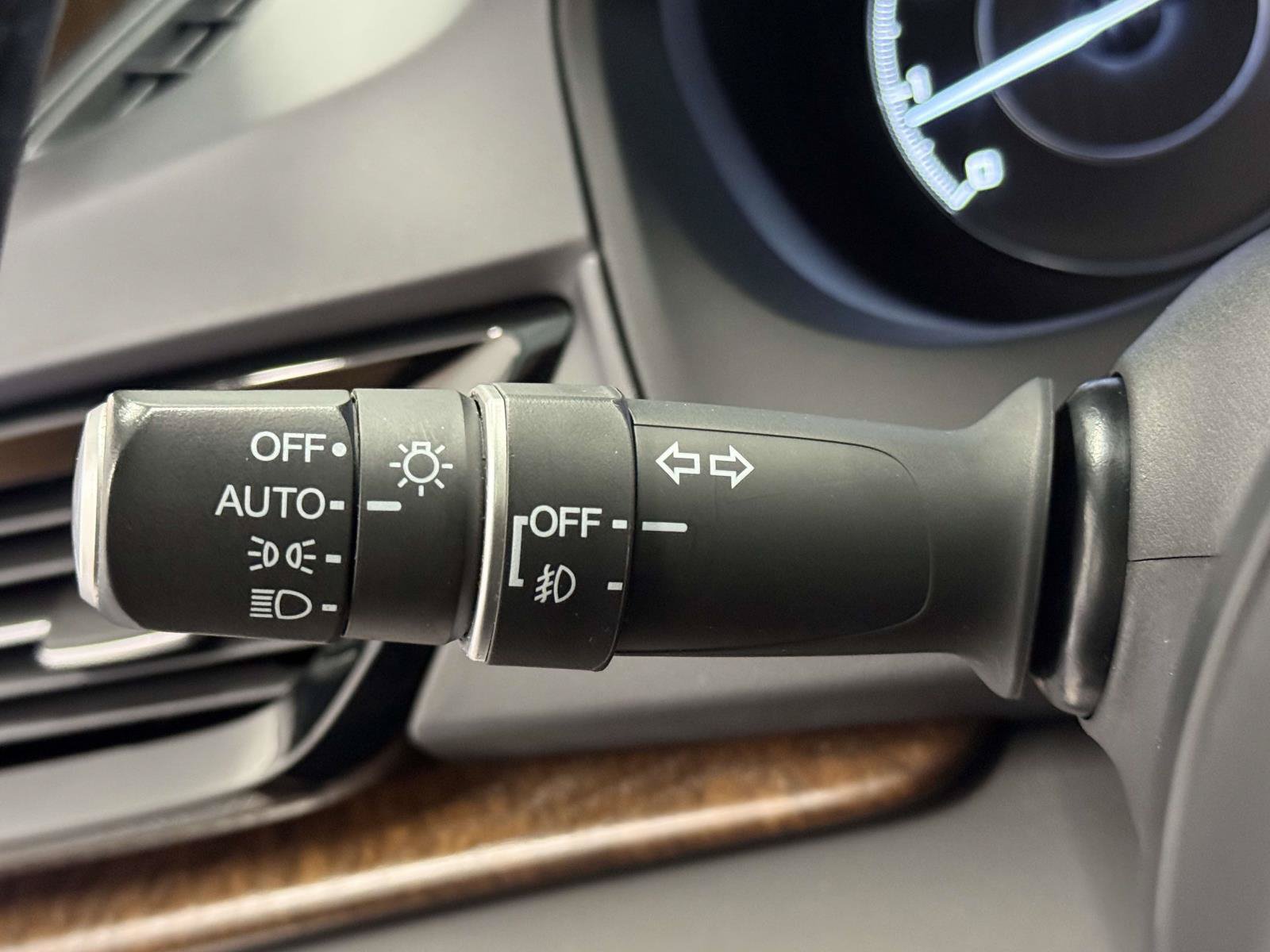 Used 2020 Acura RDX w/ Advance Package AWD/4WD image 30