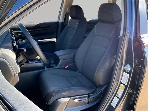 Used 2024 Honda CR-V LX image 7