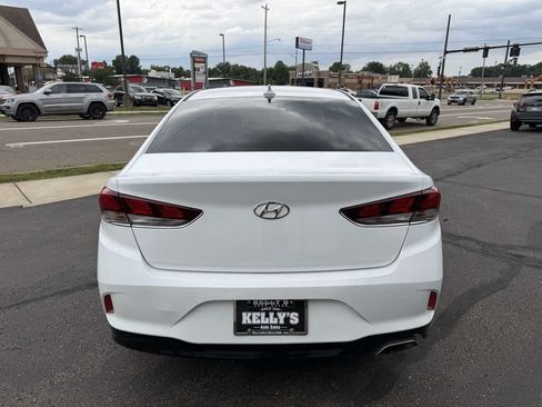 Used 2018 Hyundai Sonata SE FWD image 4