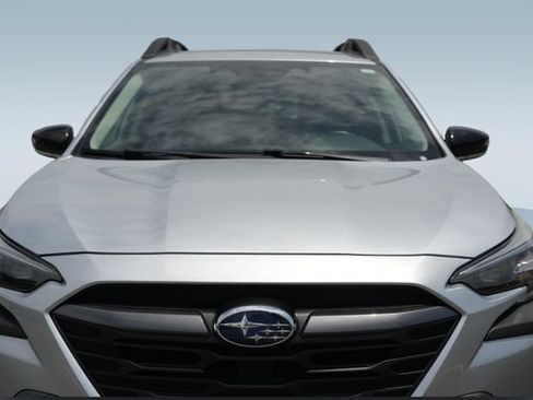 Used 2025 Subaru Outback Limited AWD/4WD image 41