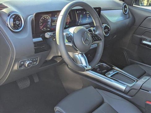 New 2026 Mercedes-Benz GLA 250 image 3
