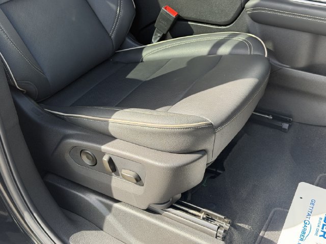 Used 2026 GMC Yukon XL Elevation RWD image 17