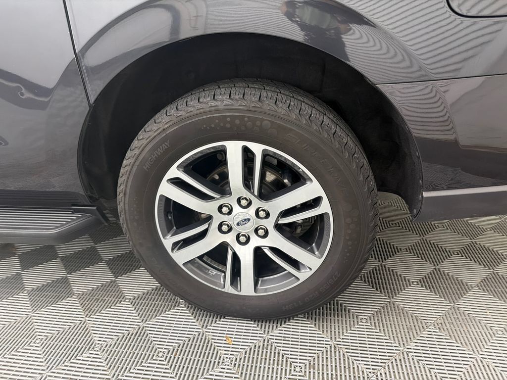 Used 2024 Ford Expedition Max Limited RWD image 21