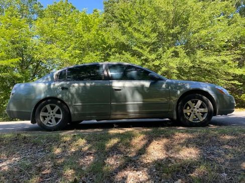 Used 2003 Nissan Altima 2.5 SL FWD image 7