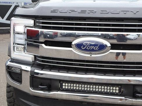 Used 2019 Ford F350 Lariat w/ Lariat Ultimate Package AWD/4WD image 9