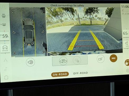 New 2026 Land Rover Range Rover SE image 12