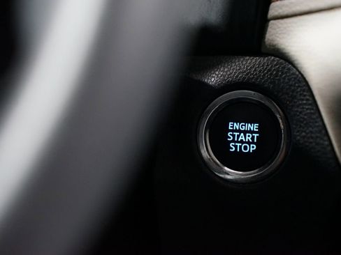 Certified 2021 Toyota RAV4 XLE Premium image 22