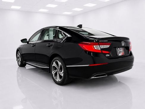 Used 2018 Honda Accord EX image 4