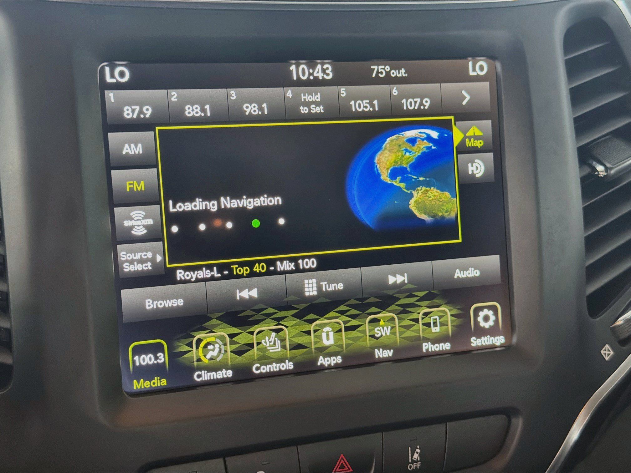 Used 2023 Jeep Cherokee Altitude Lux AWD/4WD image 21