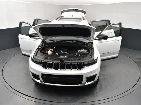 Used 2023 Jeep Grand Cherokee L Limited image 26