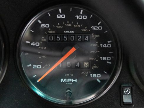 Used 1996 Porsche 911 Targa RWD image 70